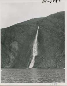 Image: Waterfall opposite Nugatsiak